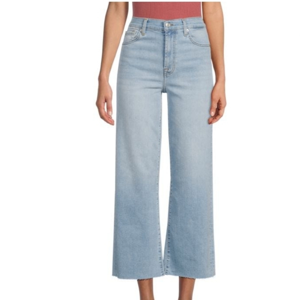 NWOT  7 For All Mankind Alexa Cropped Cut Hem Jeans